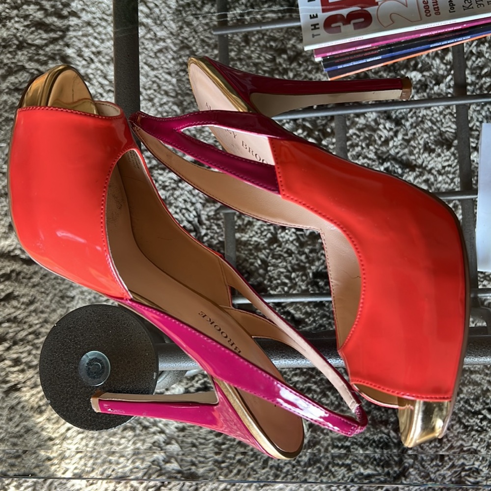 EUC Audrey Brooke Abbetty Multicolored Patent Pip Toe Hills size 8
